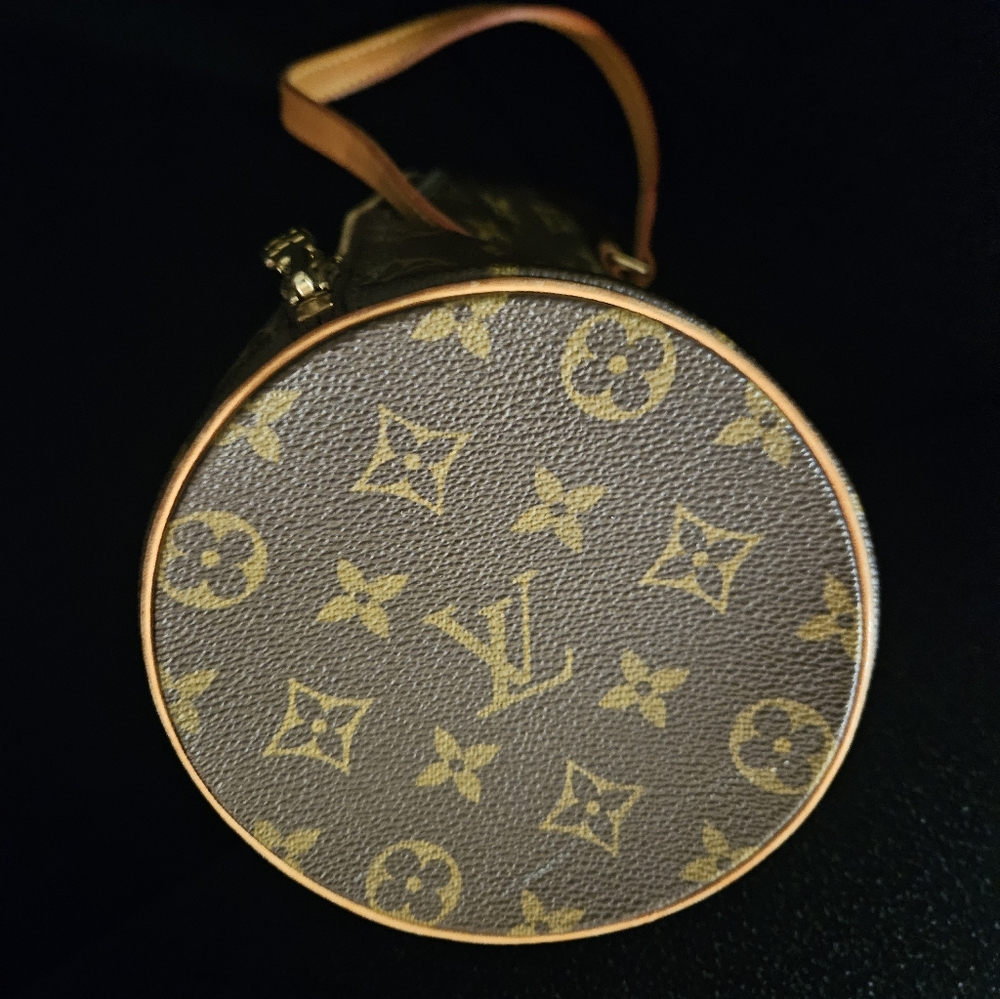 Louis Vuitton Barrell Monogram Papillon 30. - Picture 3 of 15